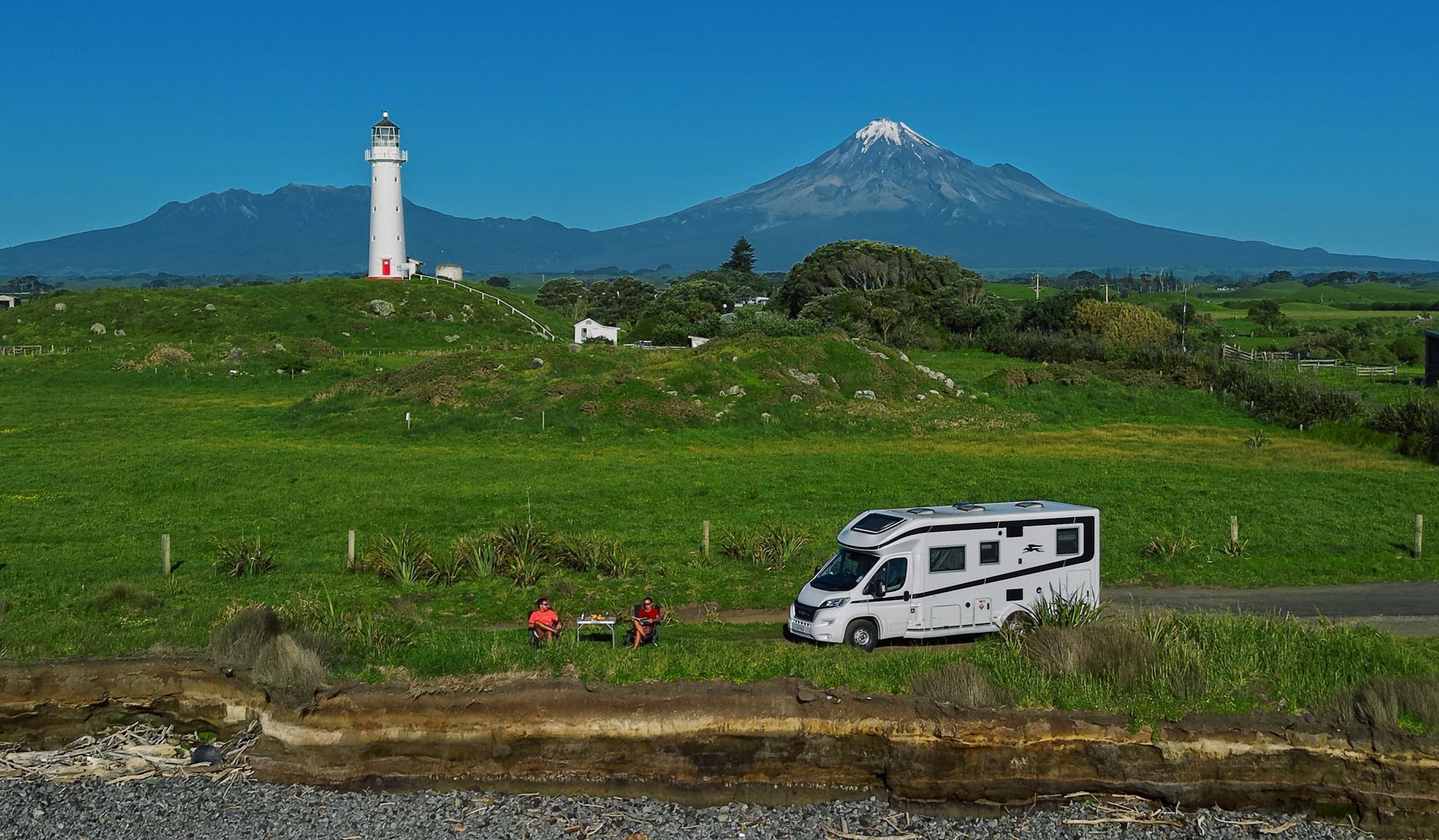 Campsites & Cuisine: The Ultimate Lower North Island Road Trip Guide