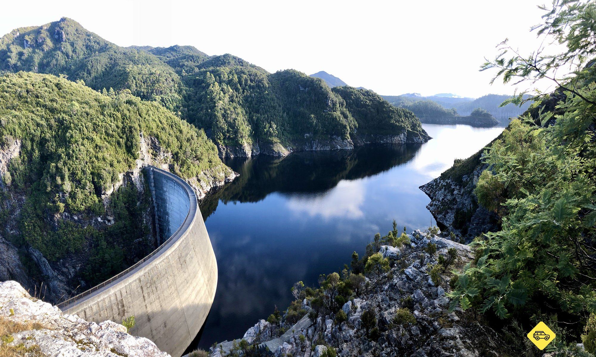 Cesta k přehradě Gordon Dam