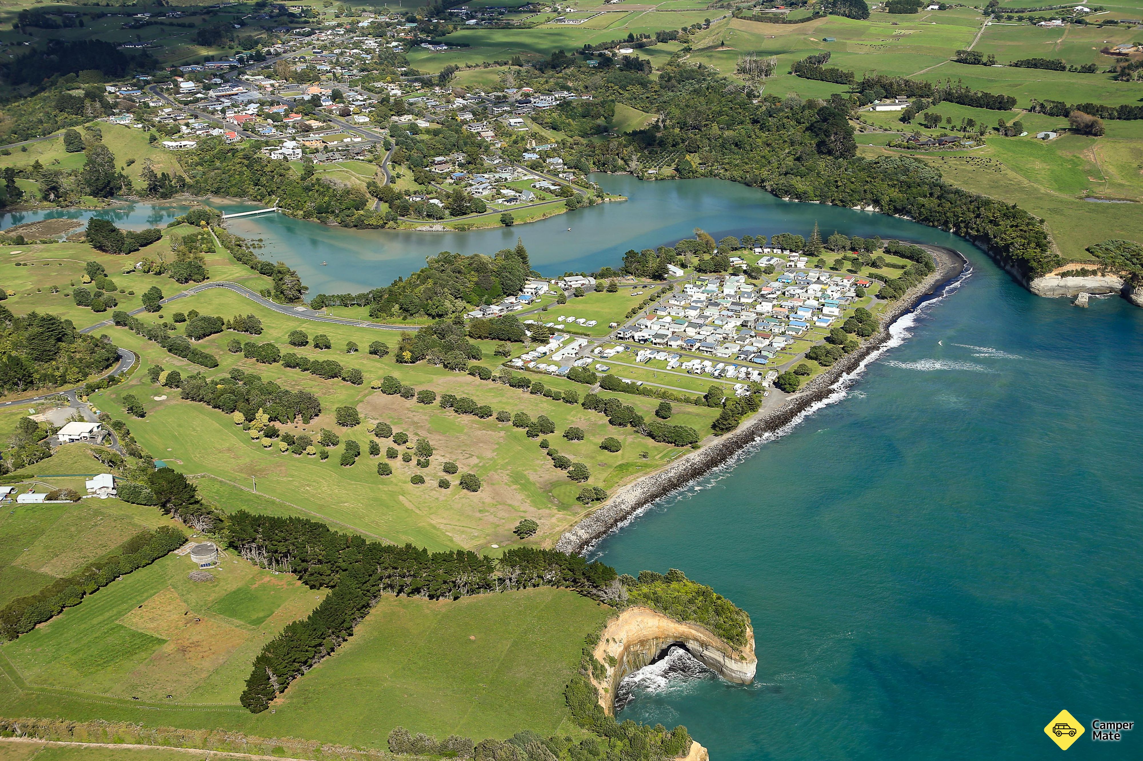 Urenui Beach läger