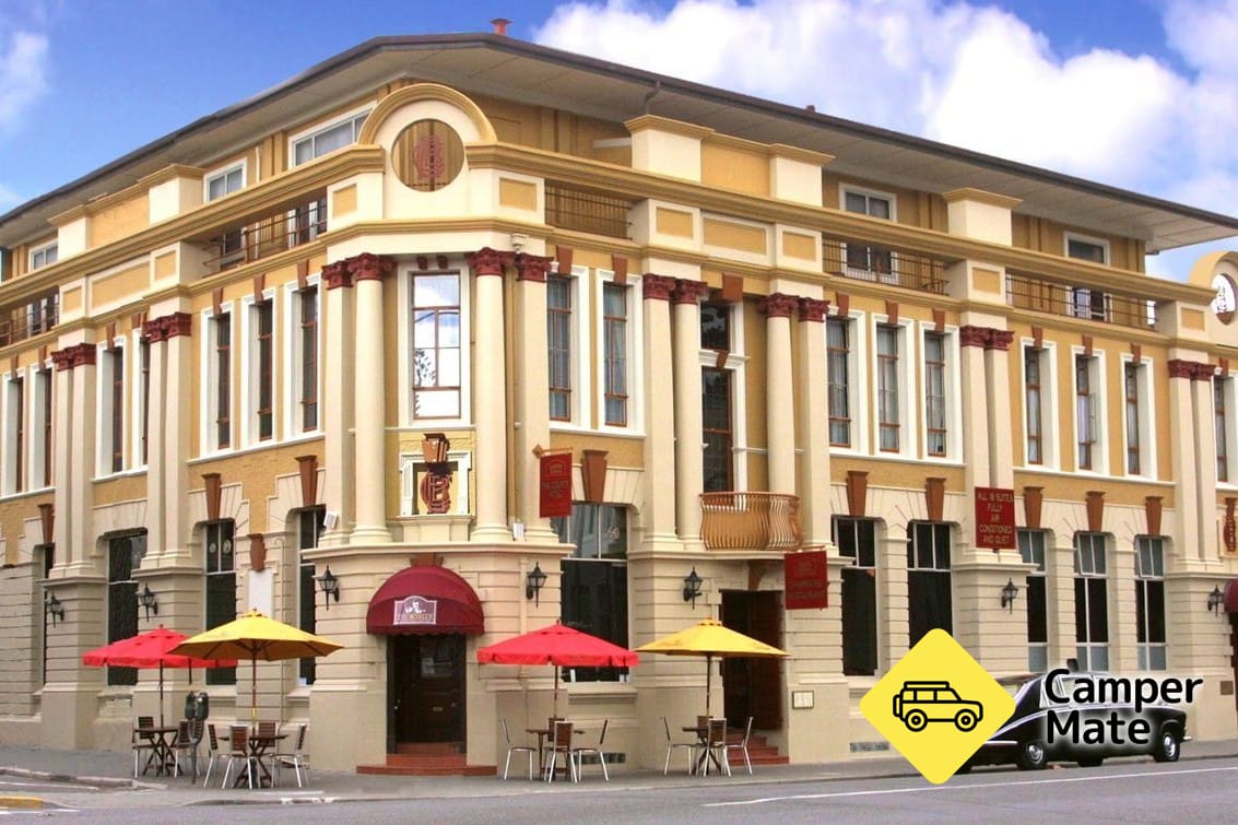 The County Hotel - Wine Street Restaurant 