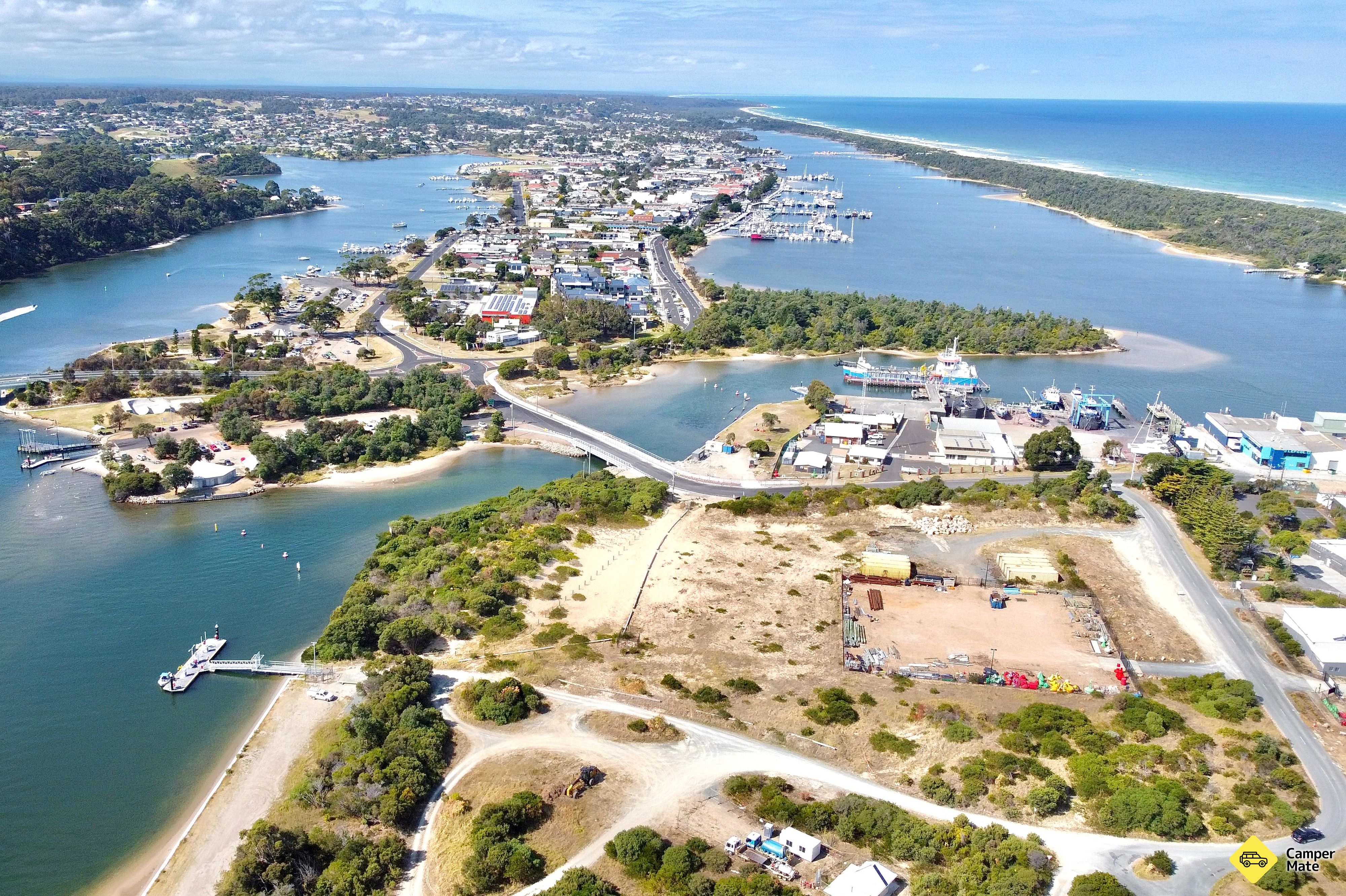 Lakes Entrance Lookout - Image 3