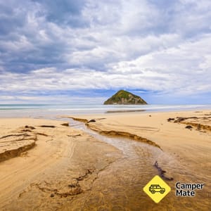 Anaura Bay