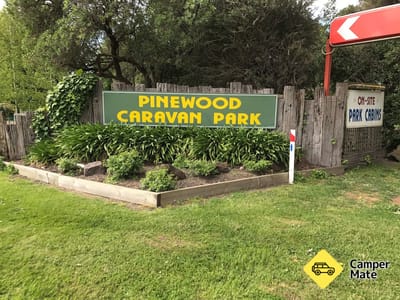 Karta över Pinewood Caravan Park