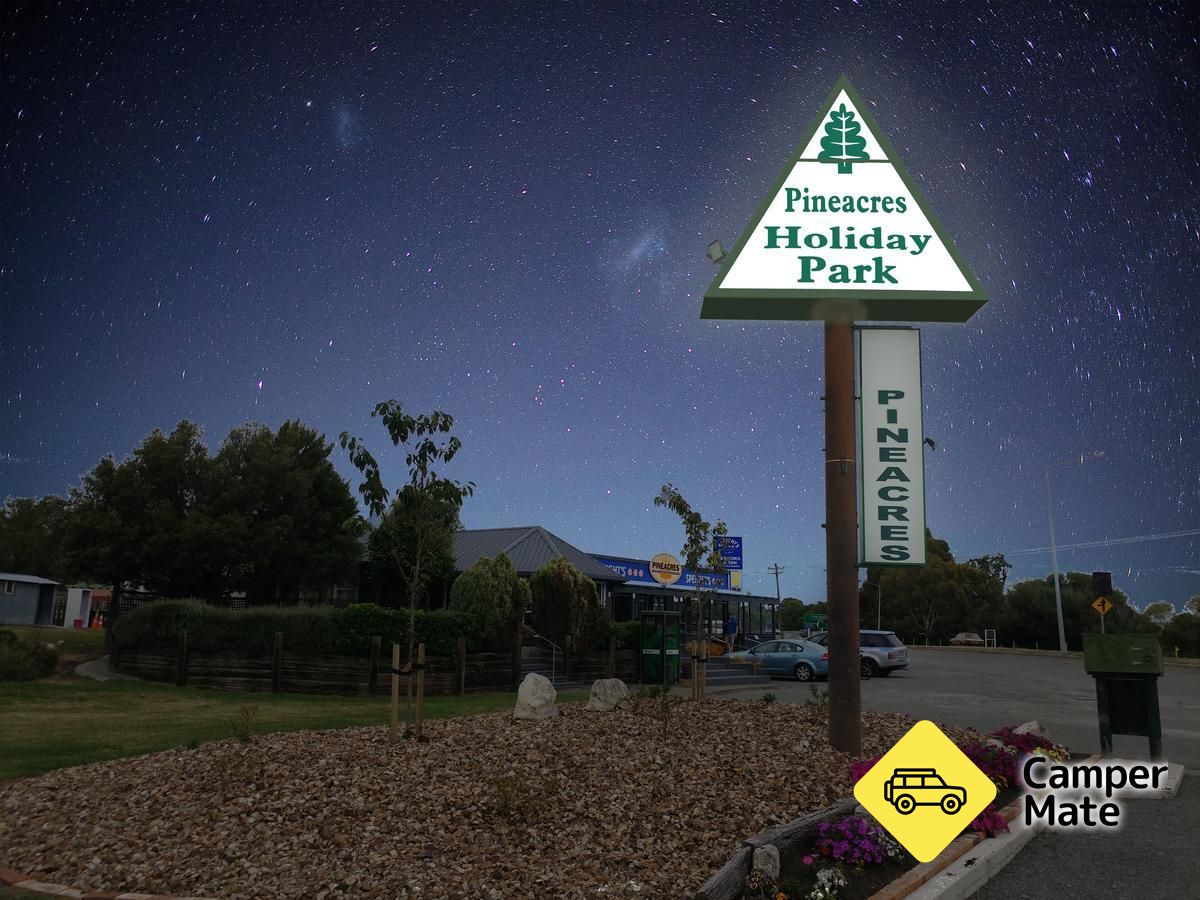 Pineacres Holiday Park