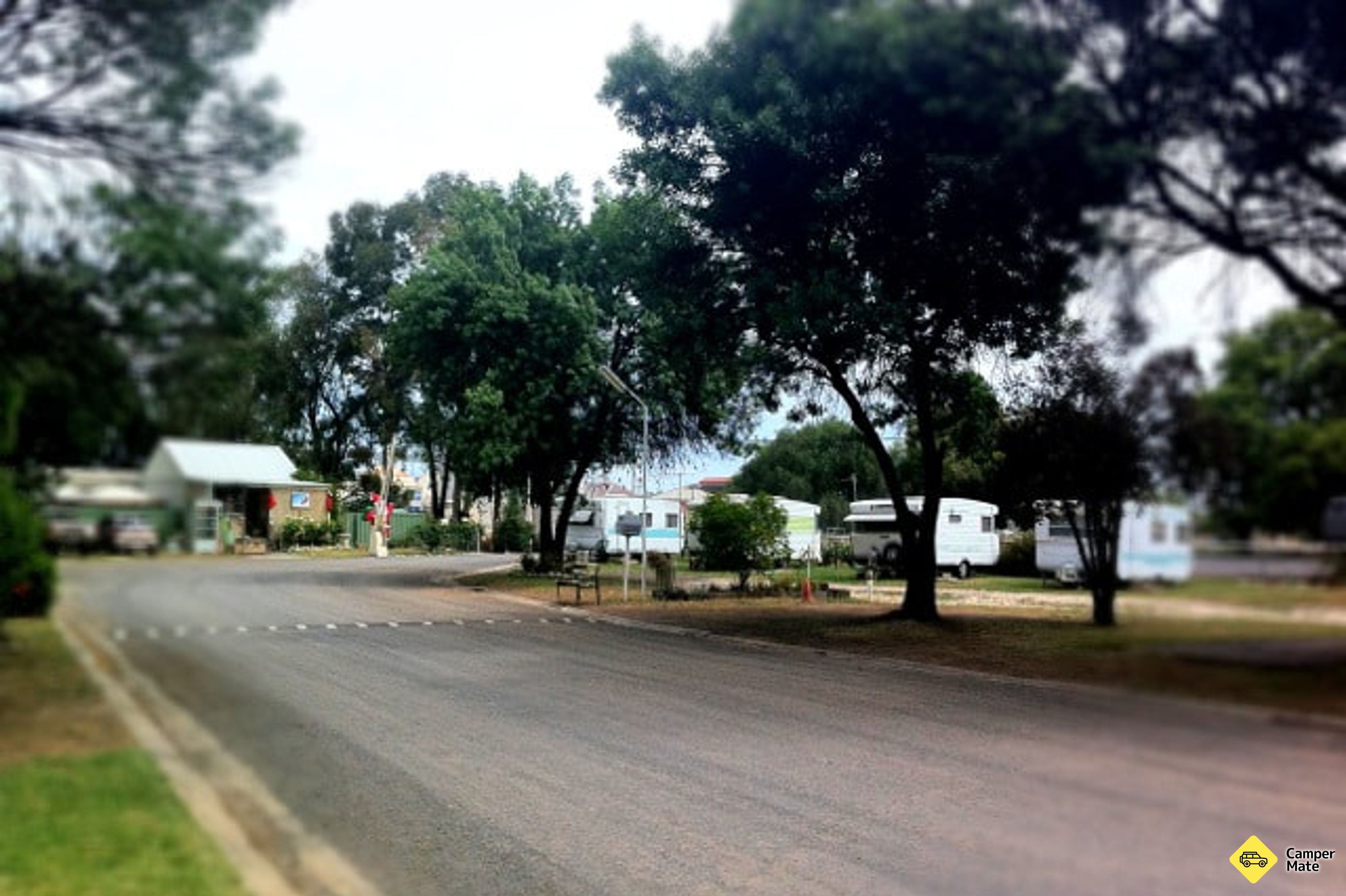 مطار Dunolly Caravan Park