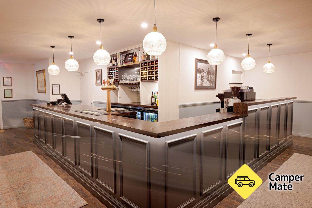 Betsey Jane Eatery & Bar - Image 2