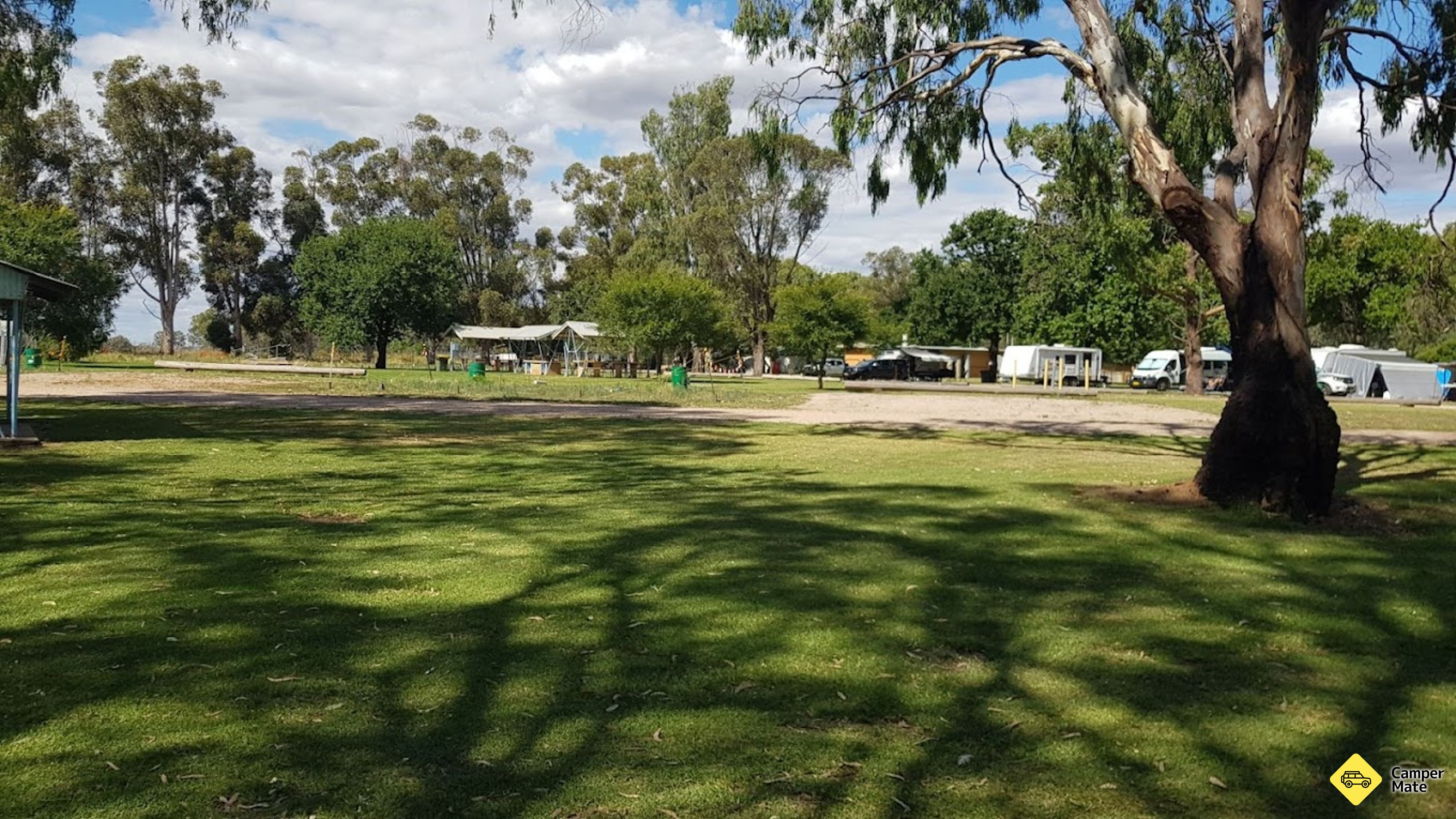 Parque Gogeldrie Riverside