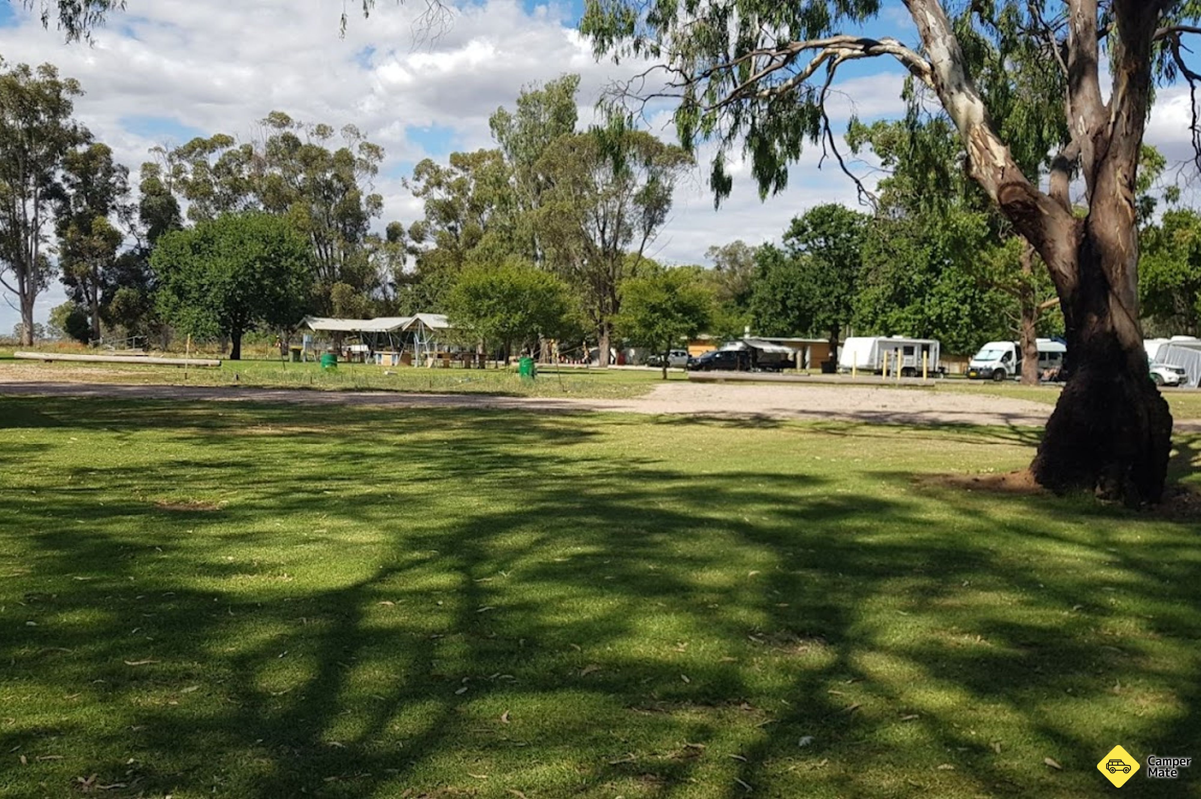 Parque Gogeldrie Riverside