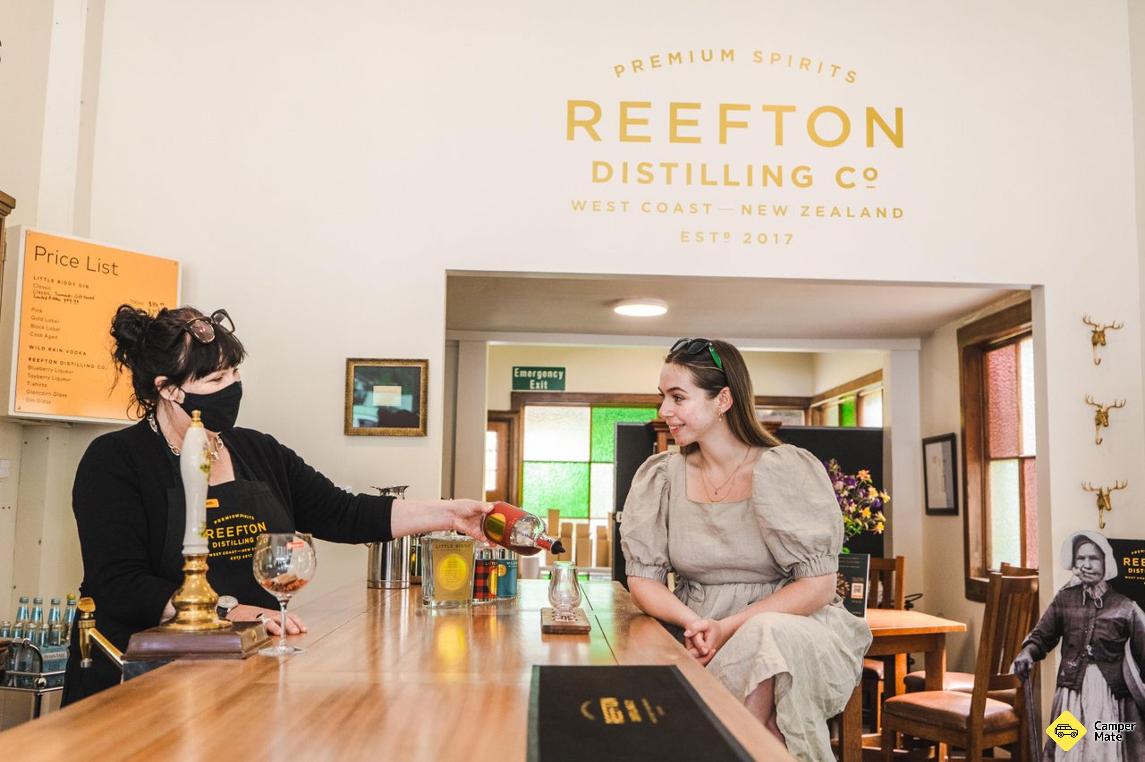 شركة Reefton Distilling Co - Distillery Tour and Tasting - Image 2