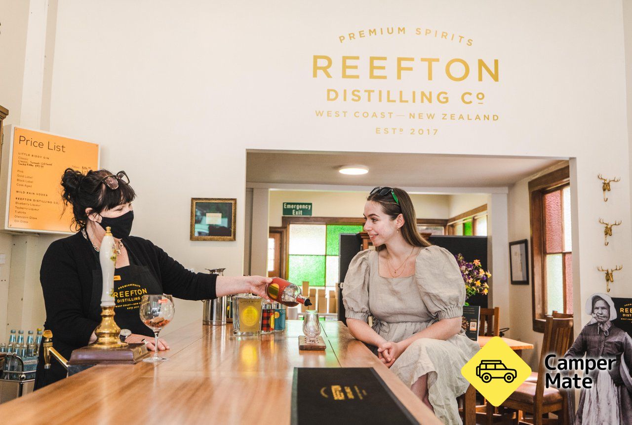 شركة Reefton Distilling Co - Distillery Tour and Tasting - Image 2