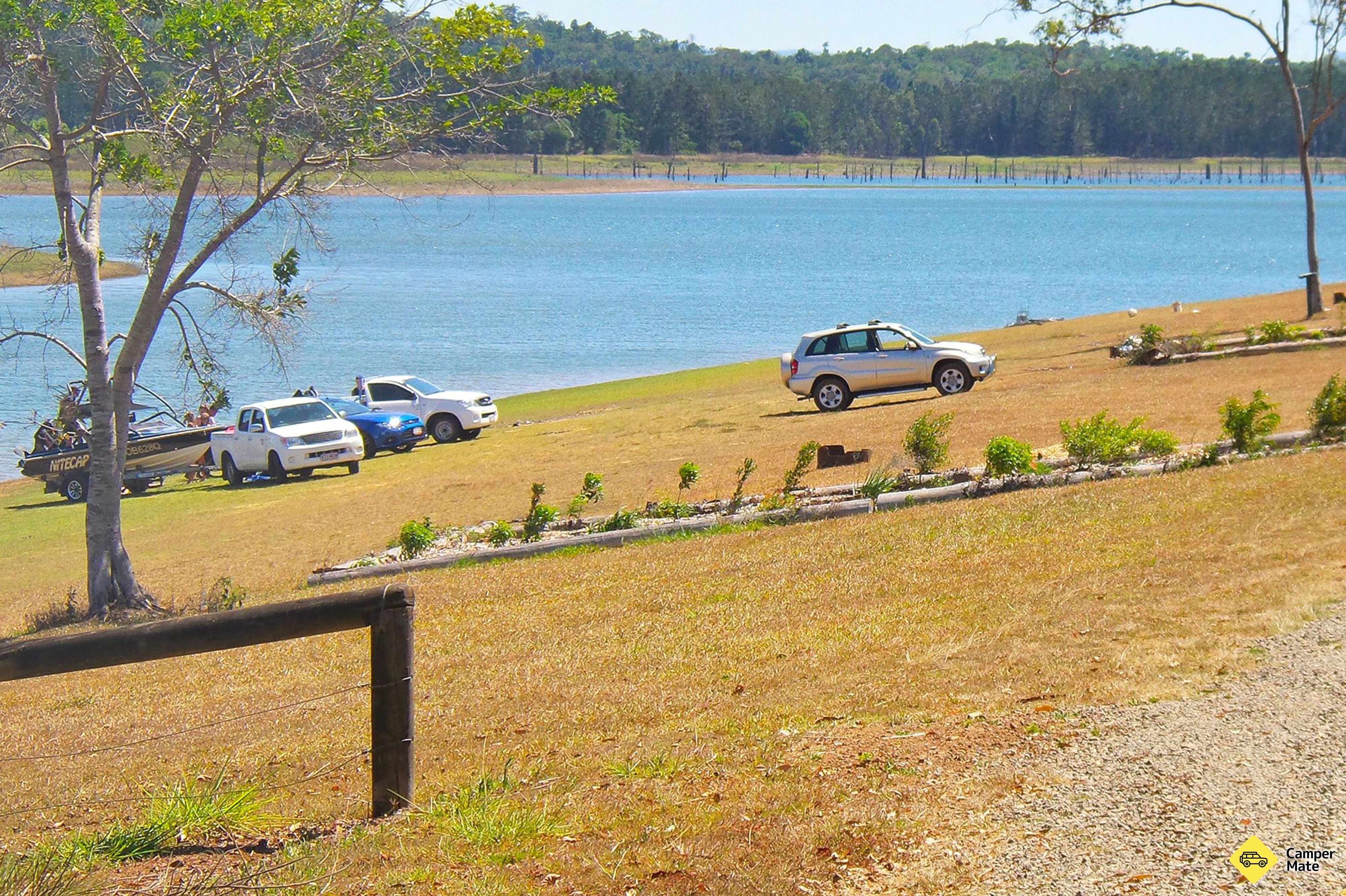 Restauranter i nærheten av Fong-on Bay Campground