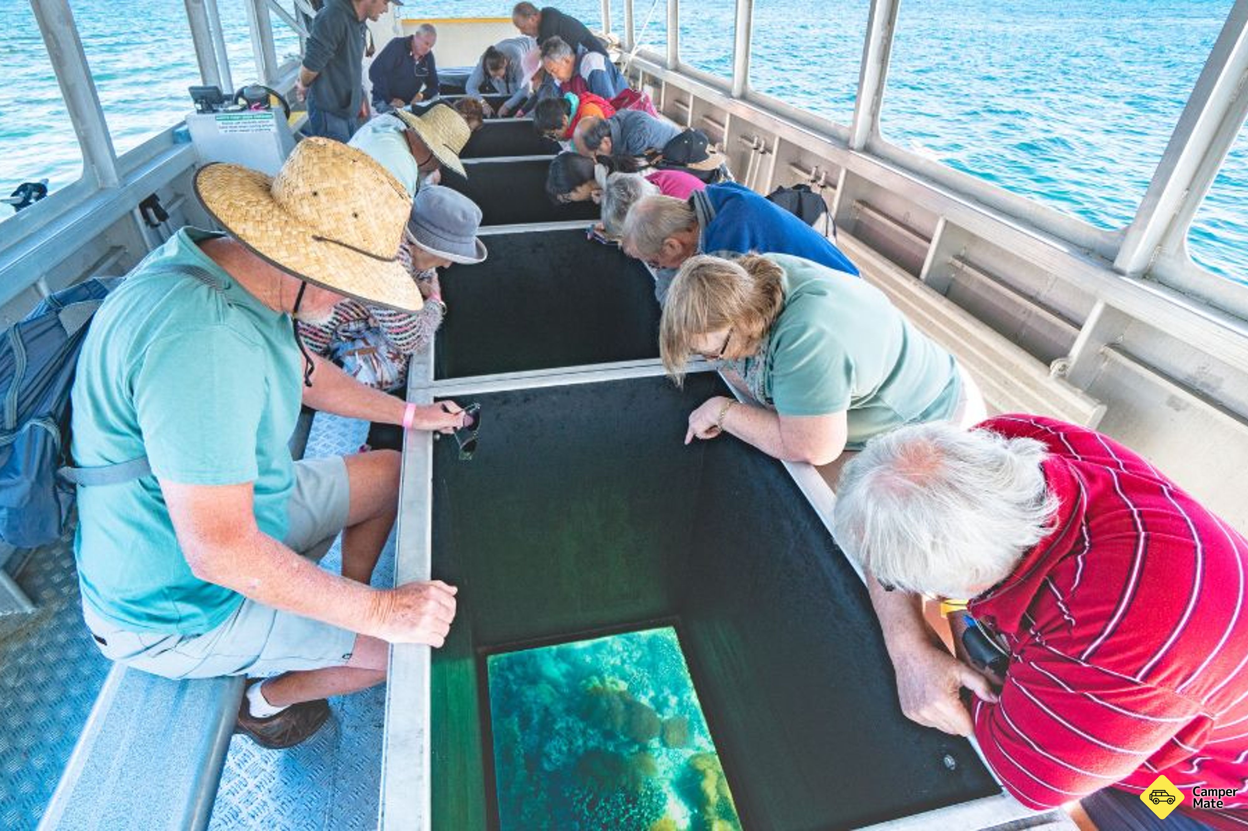 Great Keppel Island Glass Bottom Boat Tour yakınlarında yapılacak şeyler