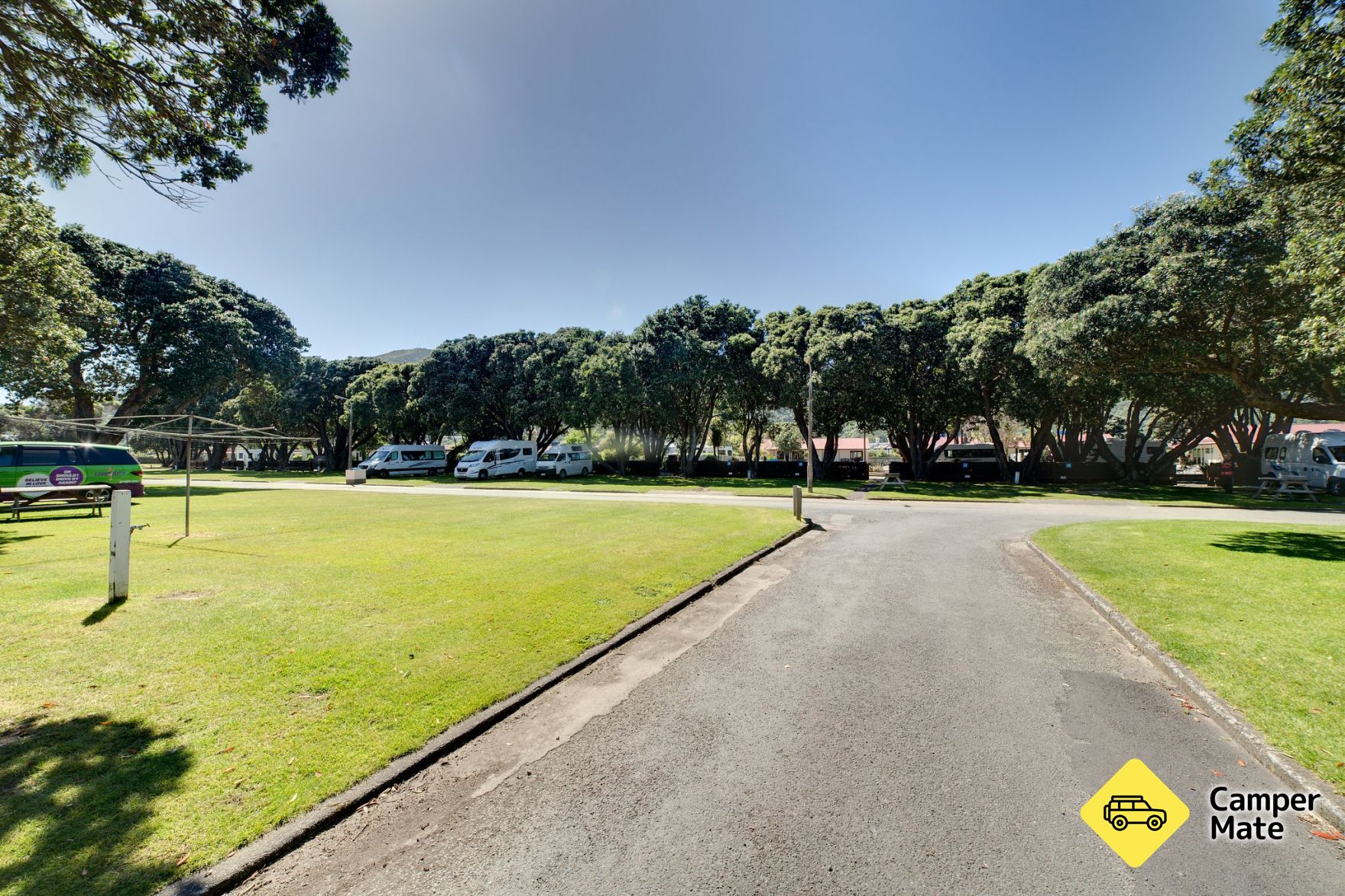 Wellington TOP 10 Holiday Park - Image 3