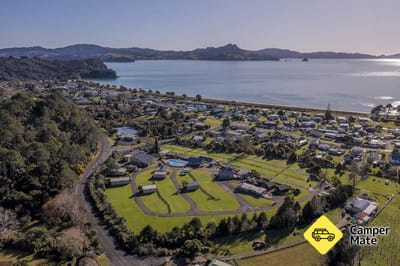 Cooks Beach Resort