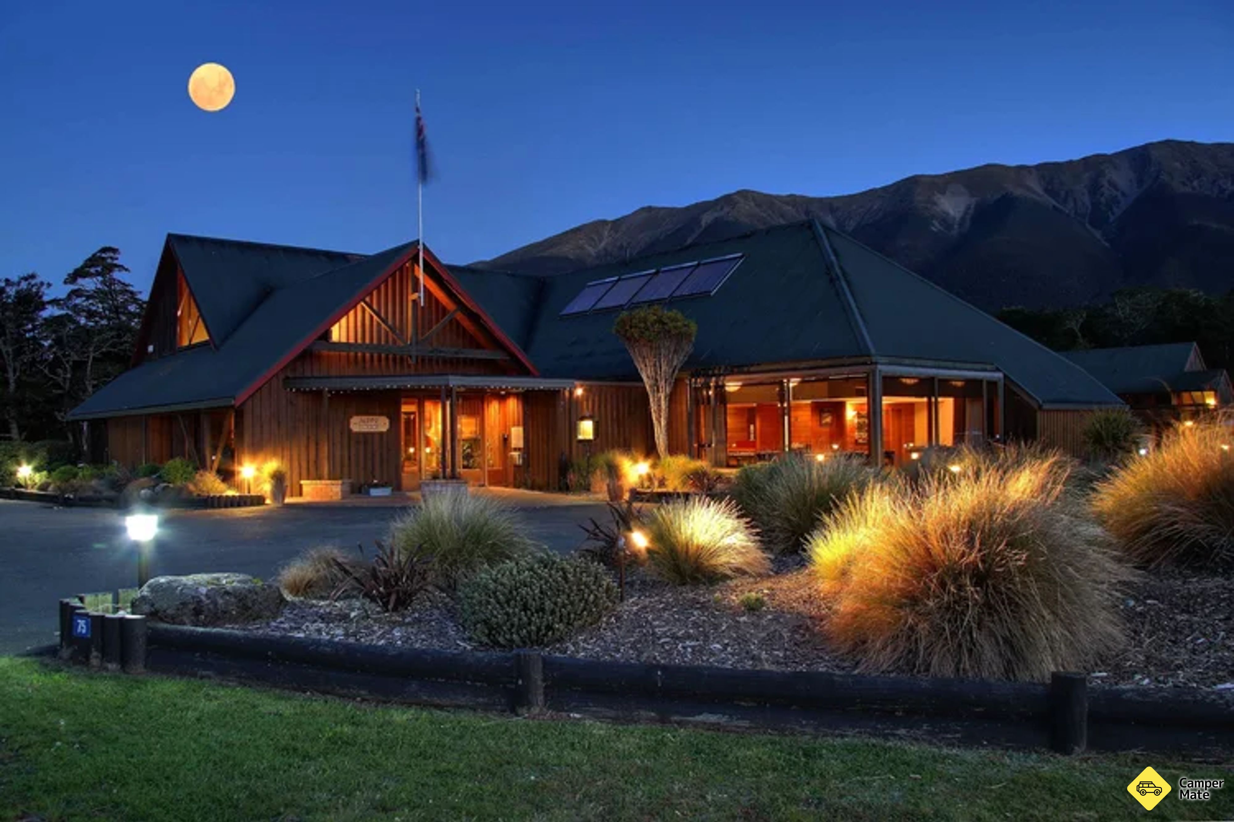 Alpine Lodge Restaurant - Image 2