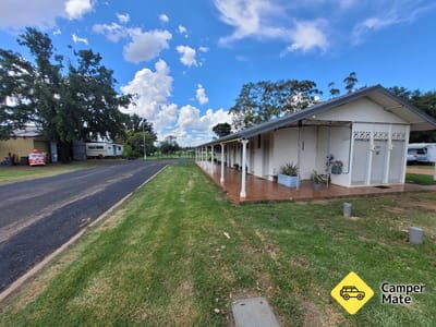 Narromine Rockwall Tourist Park
