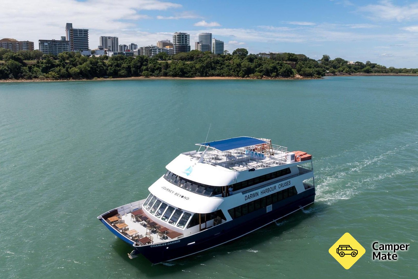 Charles Darwin Sunset Dinner Cruise 근처 오락거리