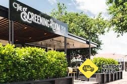 Szállodák itt: Cinema & Bistro