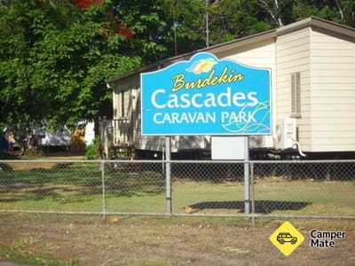 Burdekin Cascades Caravan Park 근처 오락거리