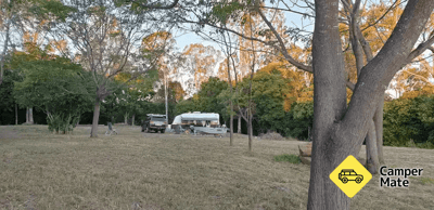 Platypus Park Riverside Retreat