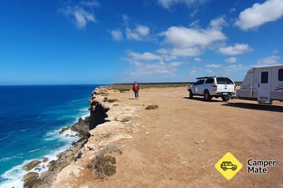 38k Peg - Eyre Hwy חניה