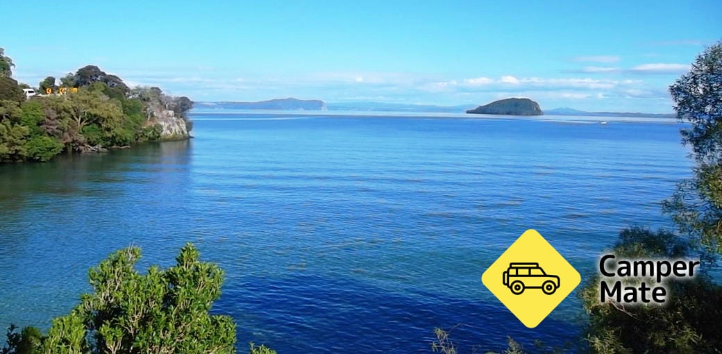 Lake Taupo Cruise to Mine Bay - Image 2