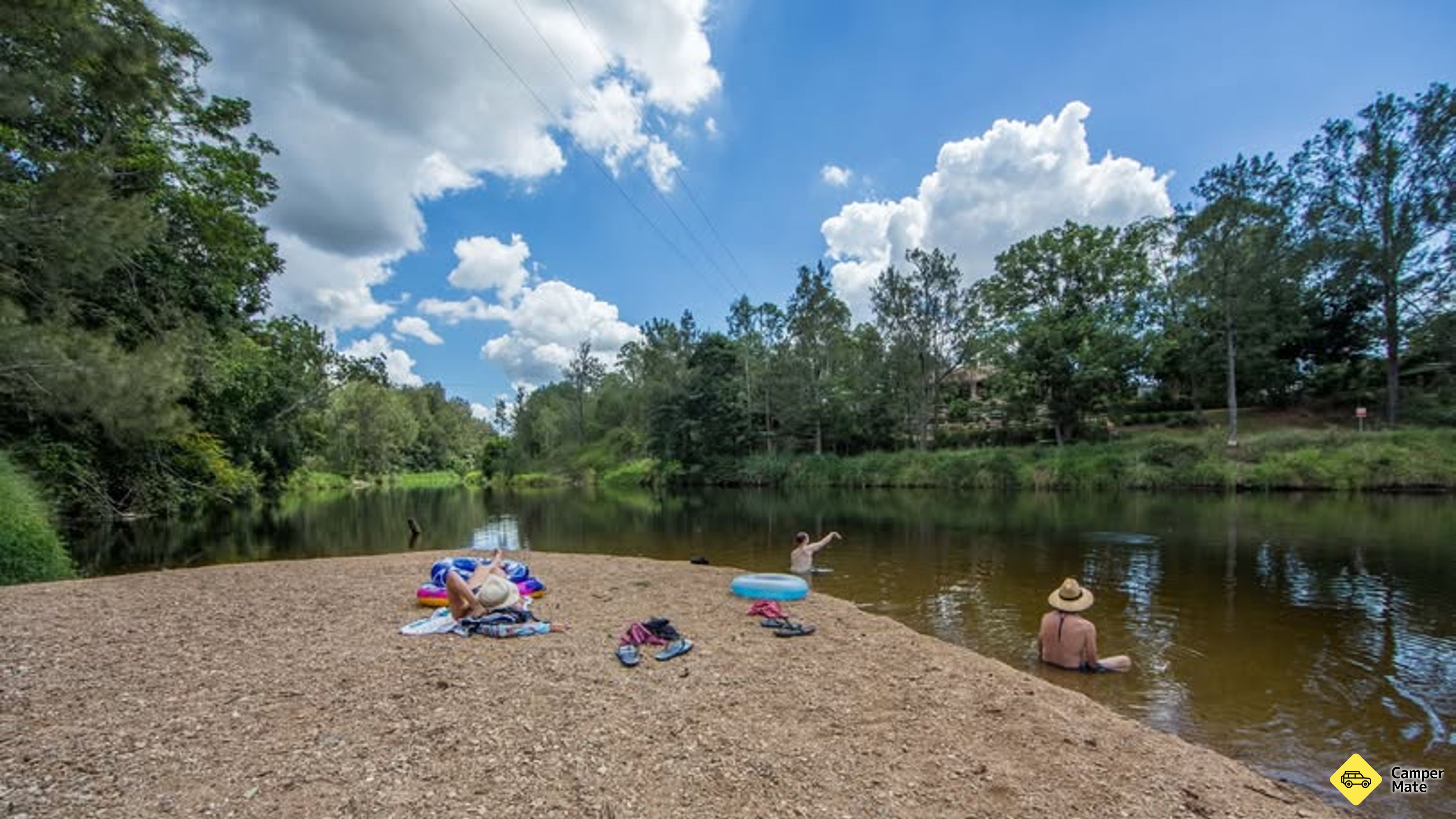 Bunya Crossing Reserve ja uimahalli
