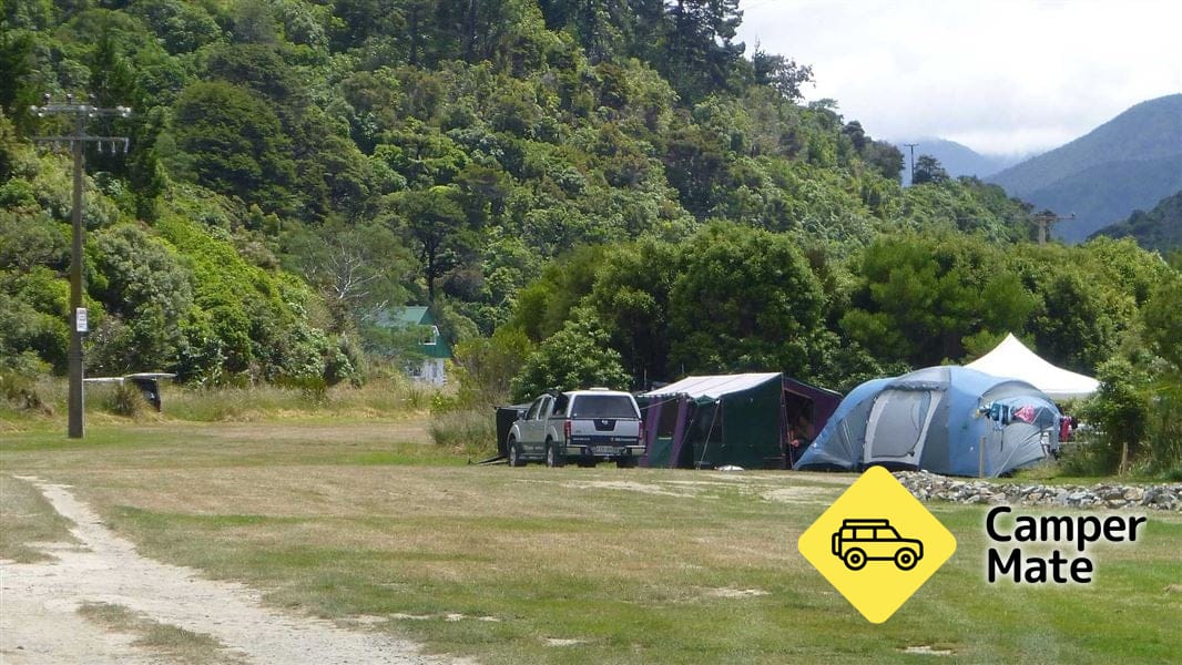 Hôtels à Wharehunga Bay
