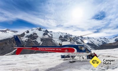 Tasman Glacier Heli Hike from Mount Cook(マウント・クック)