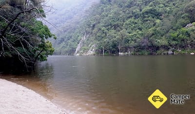 Lake Yarrunga Campgrounds: Shoalhaven River