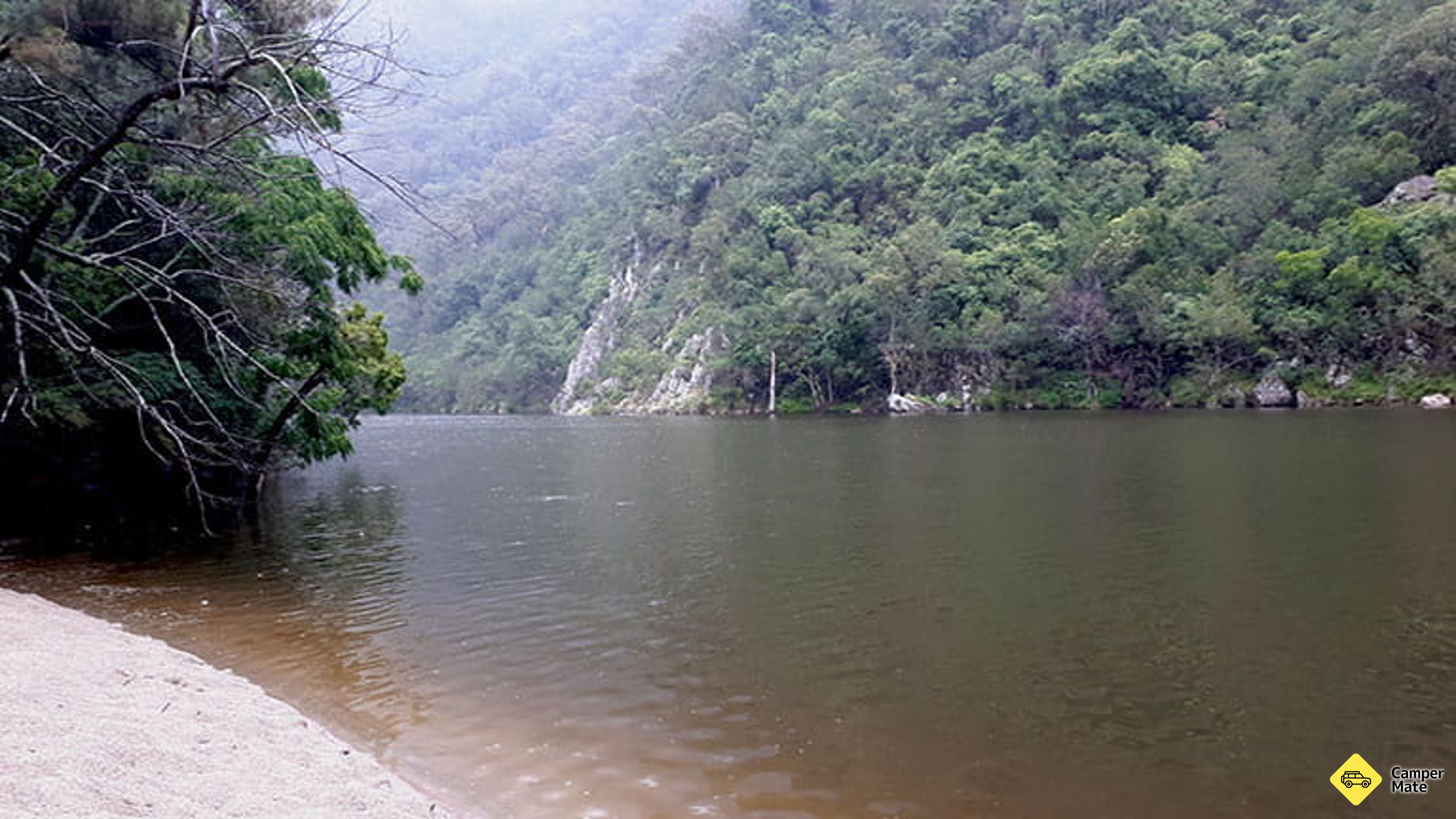 Hotéis em Lake Yarrunga: Shoalhaven River