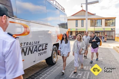 Pinnacles Sunset Dinner and Stargazing Tour From Perth