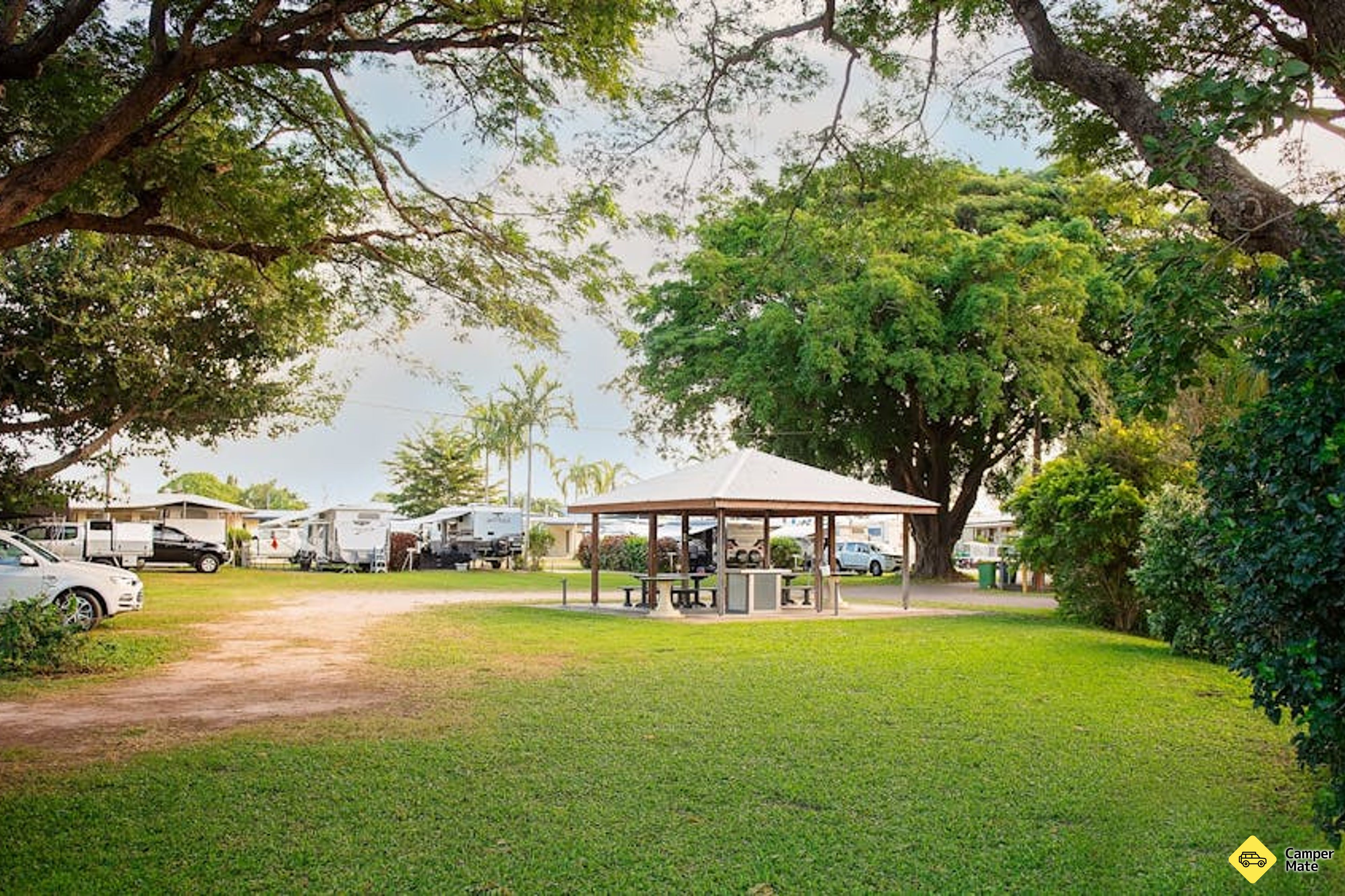 Burdekin Cascades Caravan Park 근처 오락거리 - Image 3