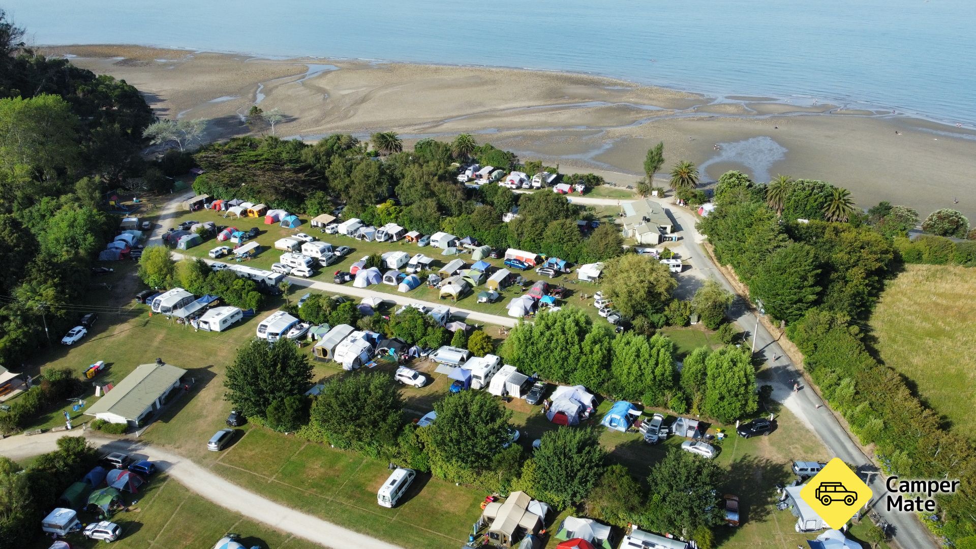 Ξενοδοχεία κοντά σε: Golden Bay Holiday Park