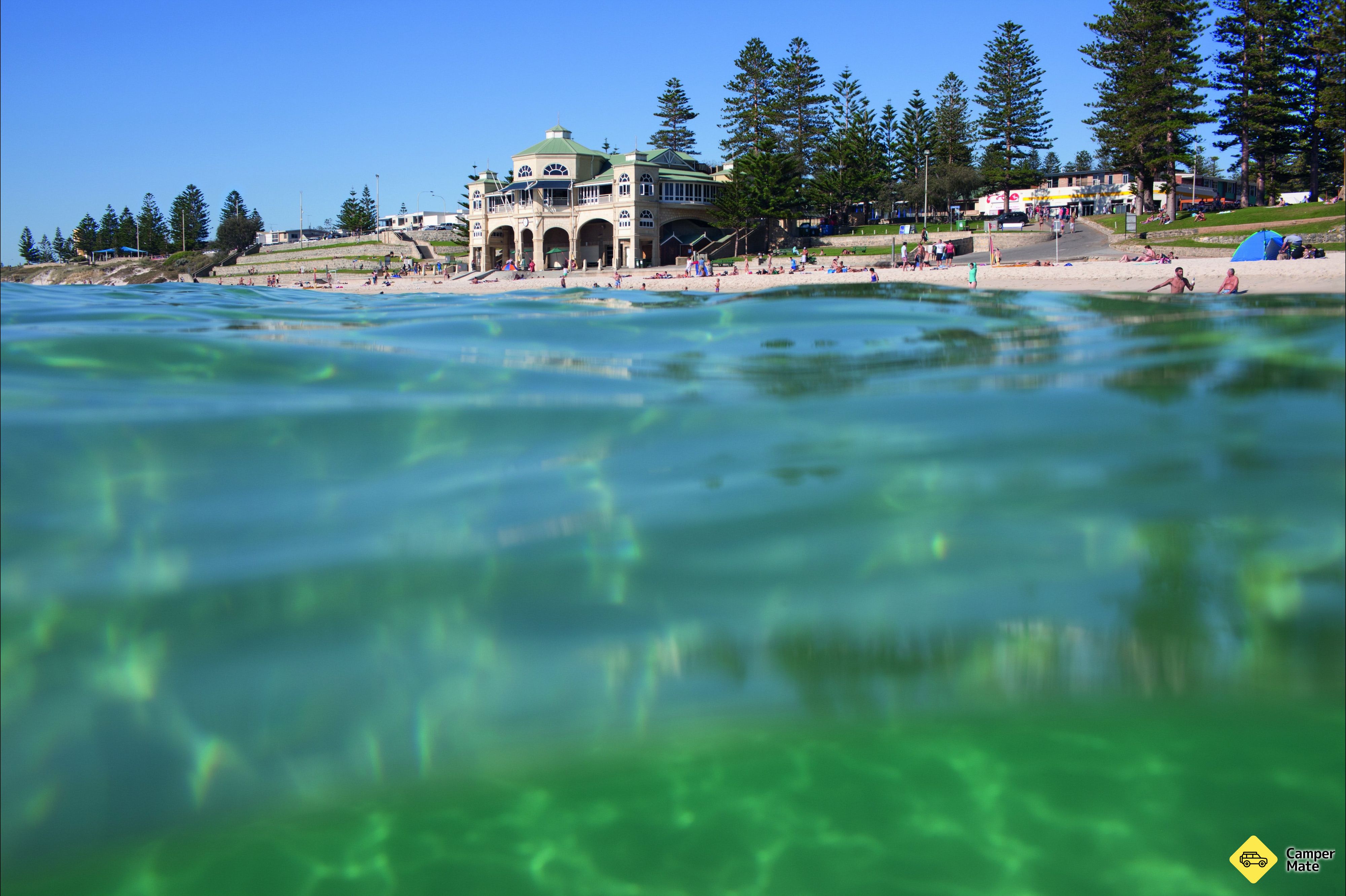 av Cottesloe Beach - Image 2