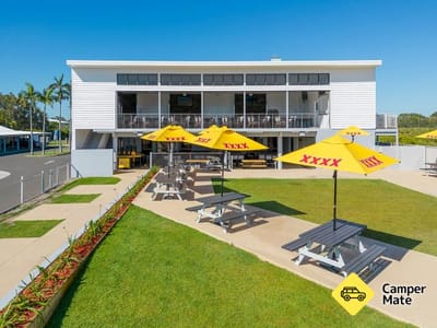 Woodgate Beach Hotel and Caravan Park