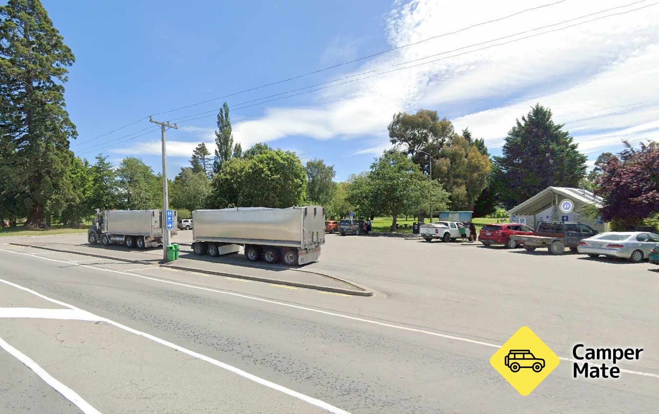 Rutherford Reserve Carpark 1 (kello 8 - kello 8)
