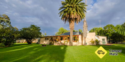 Roonka River Front Cottages