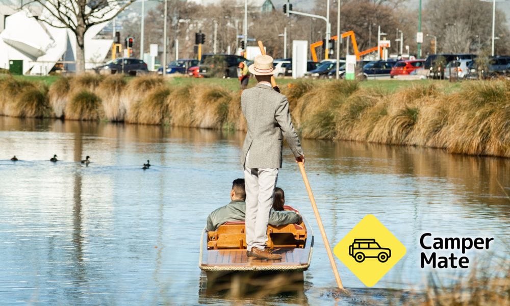 Punting on the Avon - Image 3
