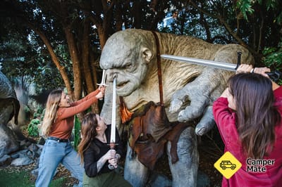 Restauracje w pobliżu lokalizacji: Weta Workshop Tours - Wellington