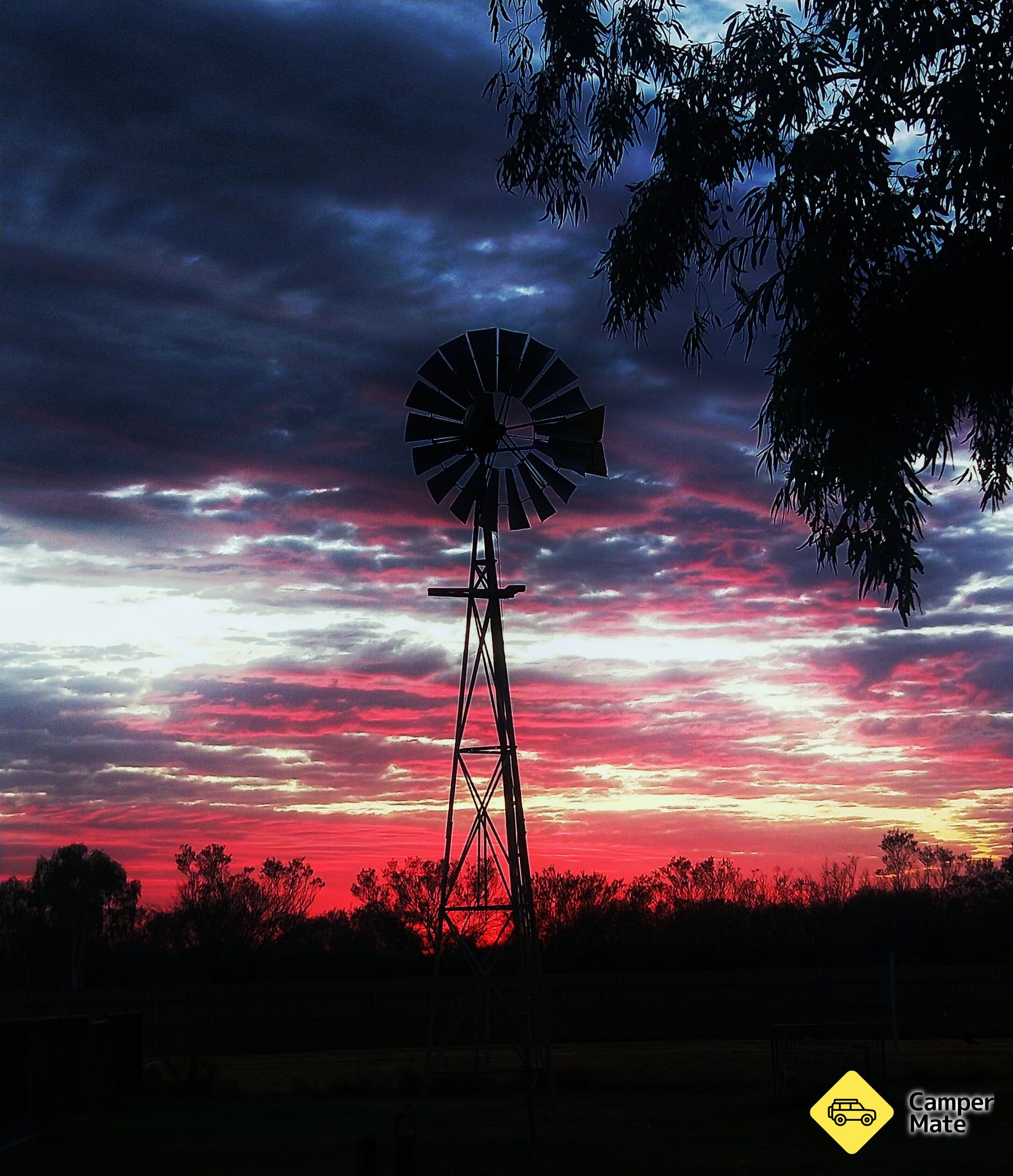 Ti Tree Roadhouse Caravan Park - Image 2