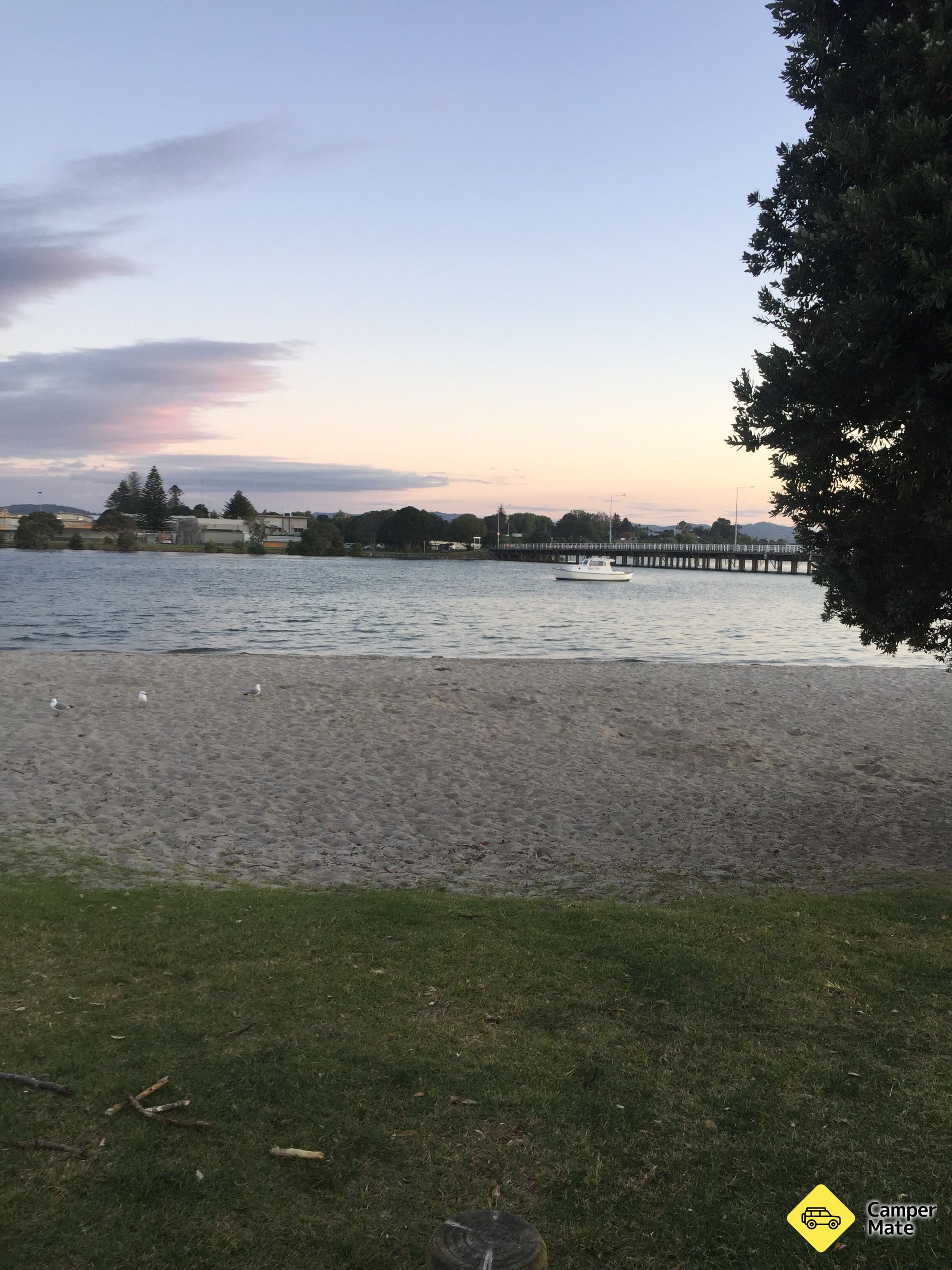 Maxwells Road Esplanade