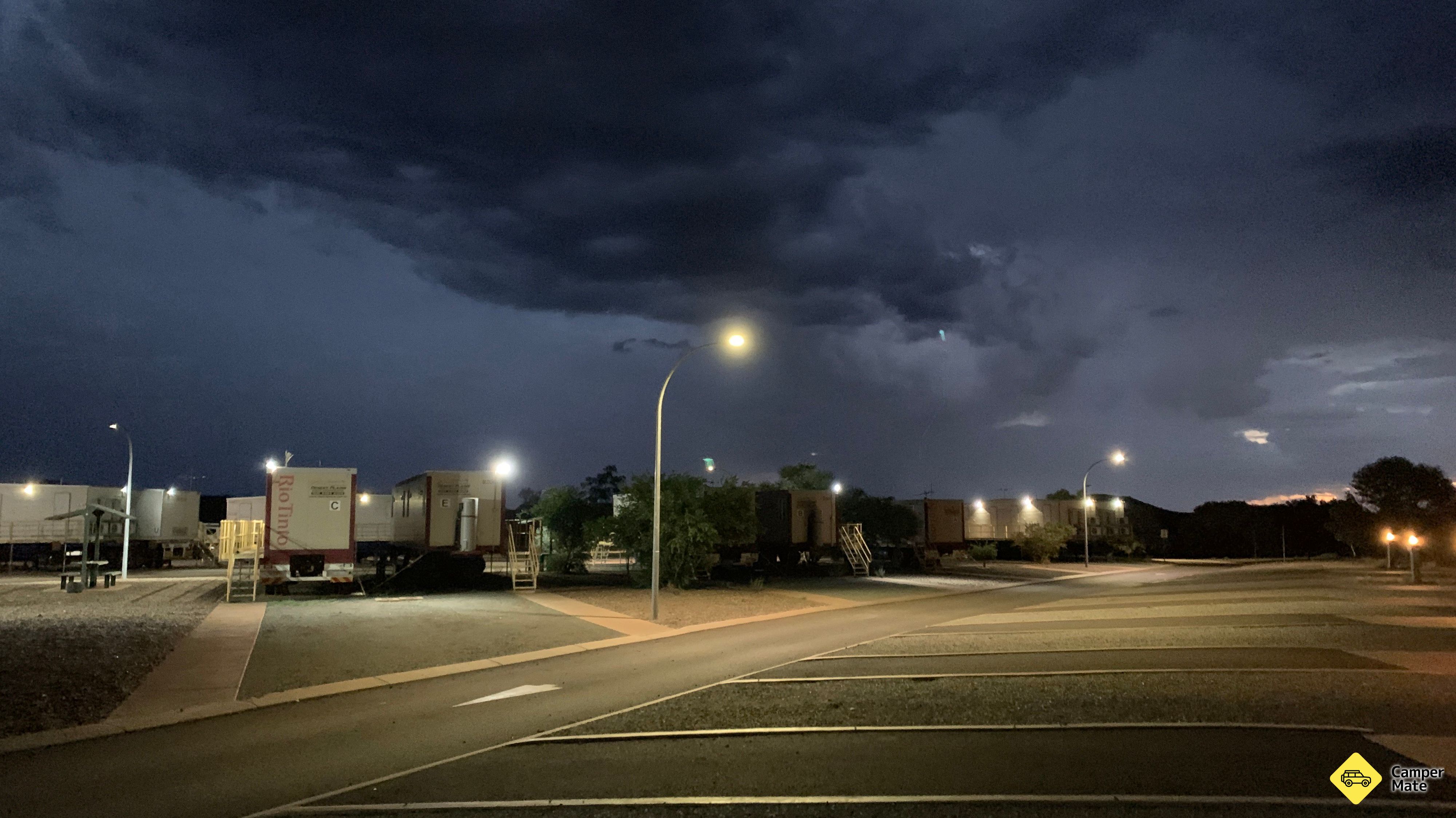 Lähellä Paraburdoo Caravan Park