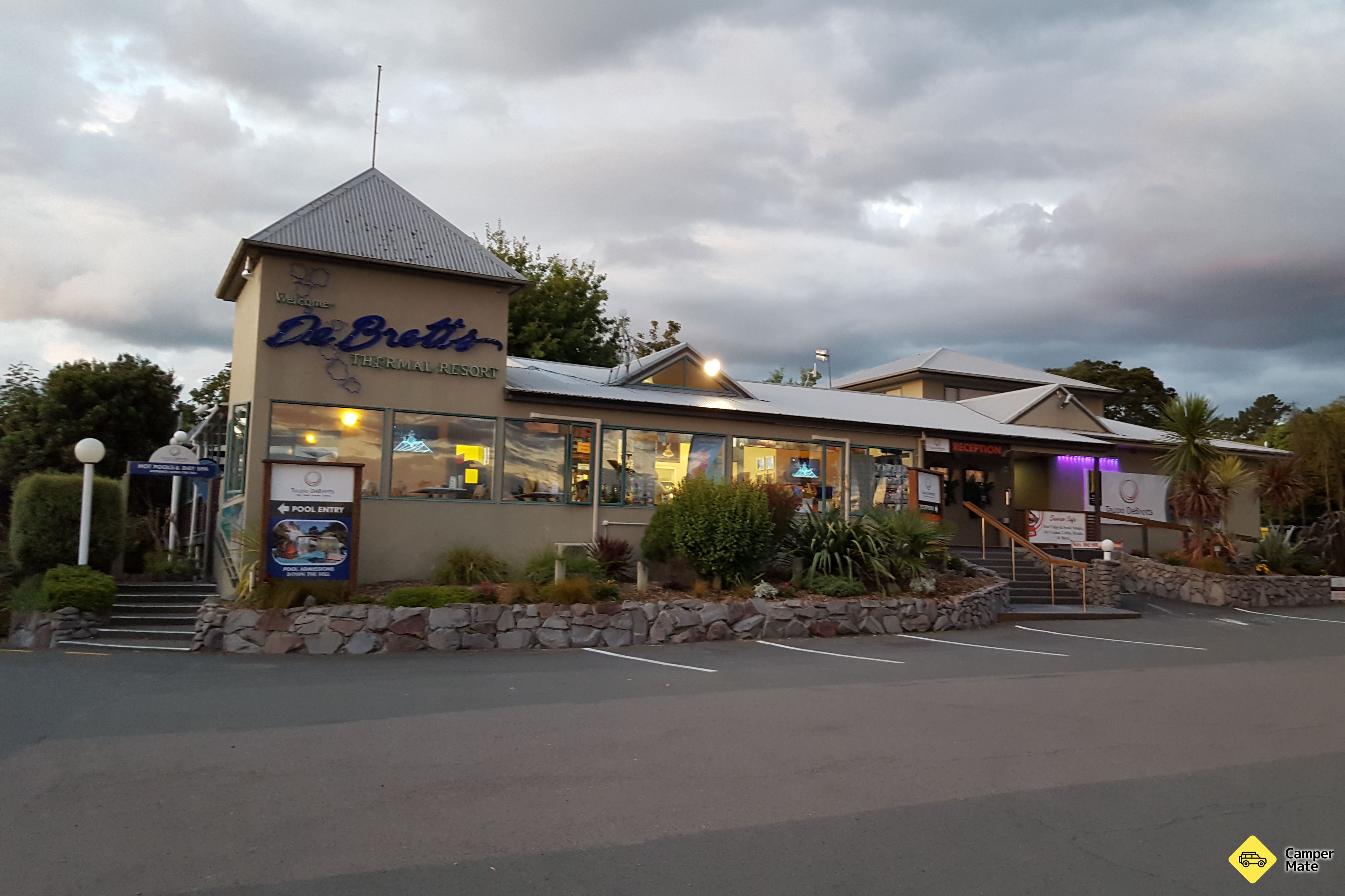 Taupo DeBretts Spa Resort and Holiday Park - Image 2