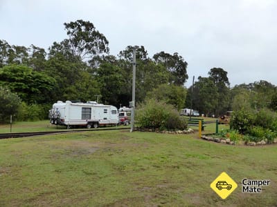 Restauranter i nærheden af Ravenshoe Railway Caravan Park