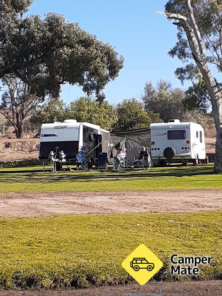 Cazare pe teren Camping