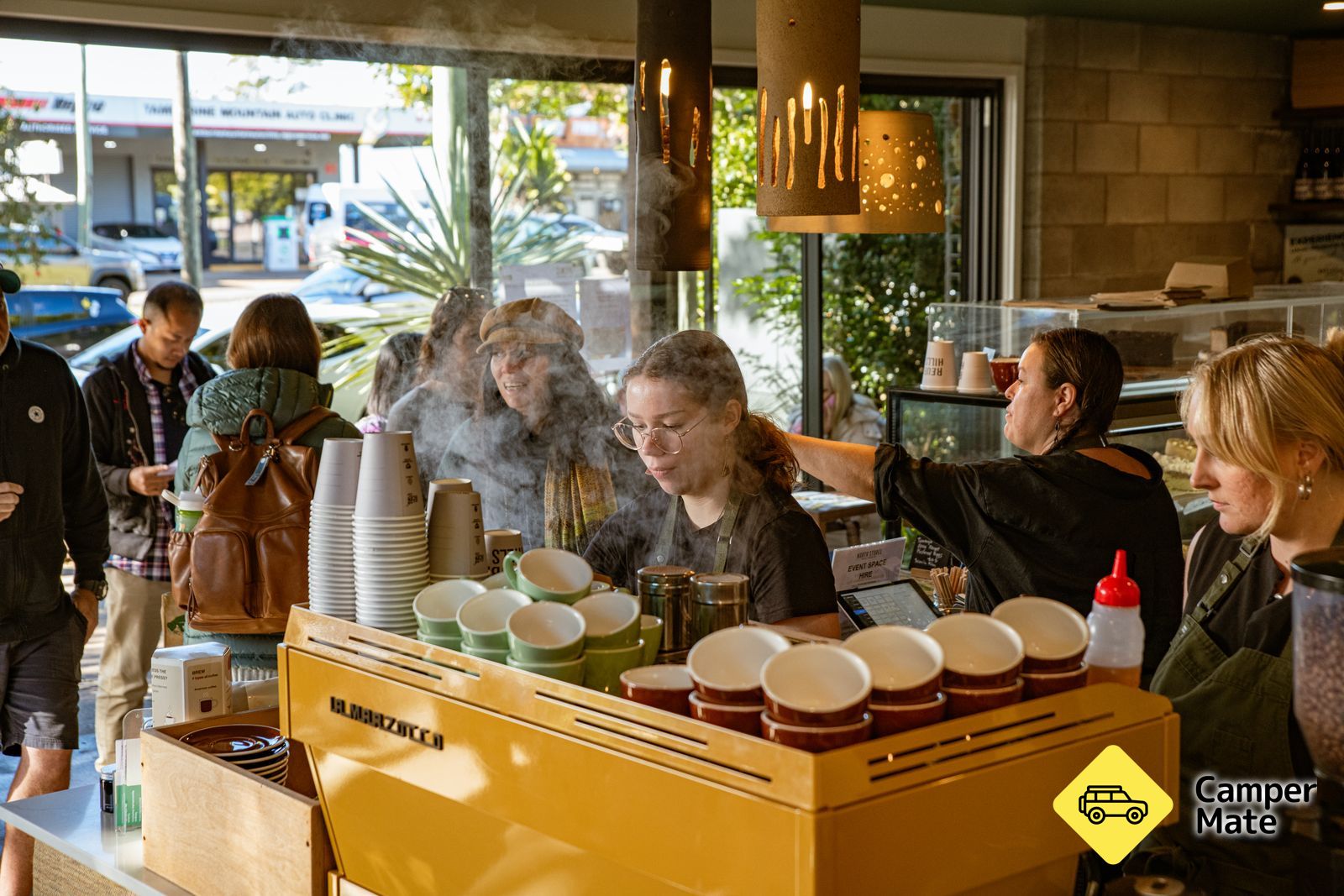 Real Food Bar 근처 오락거리 - Image 2