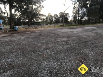 Hotell nära Kilgowlah Creek Rest Area
