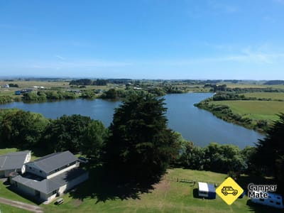 Lakelands Holiday Park