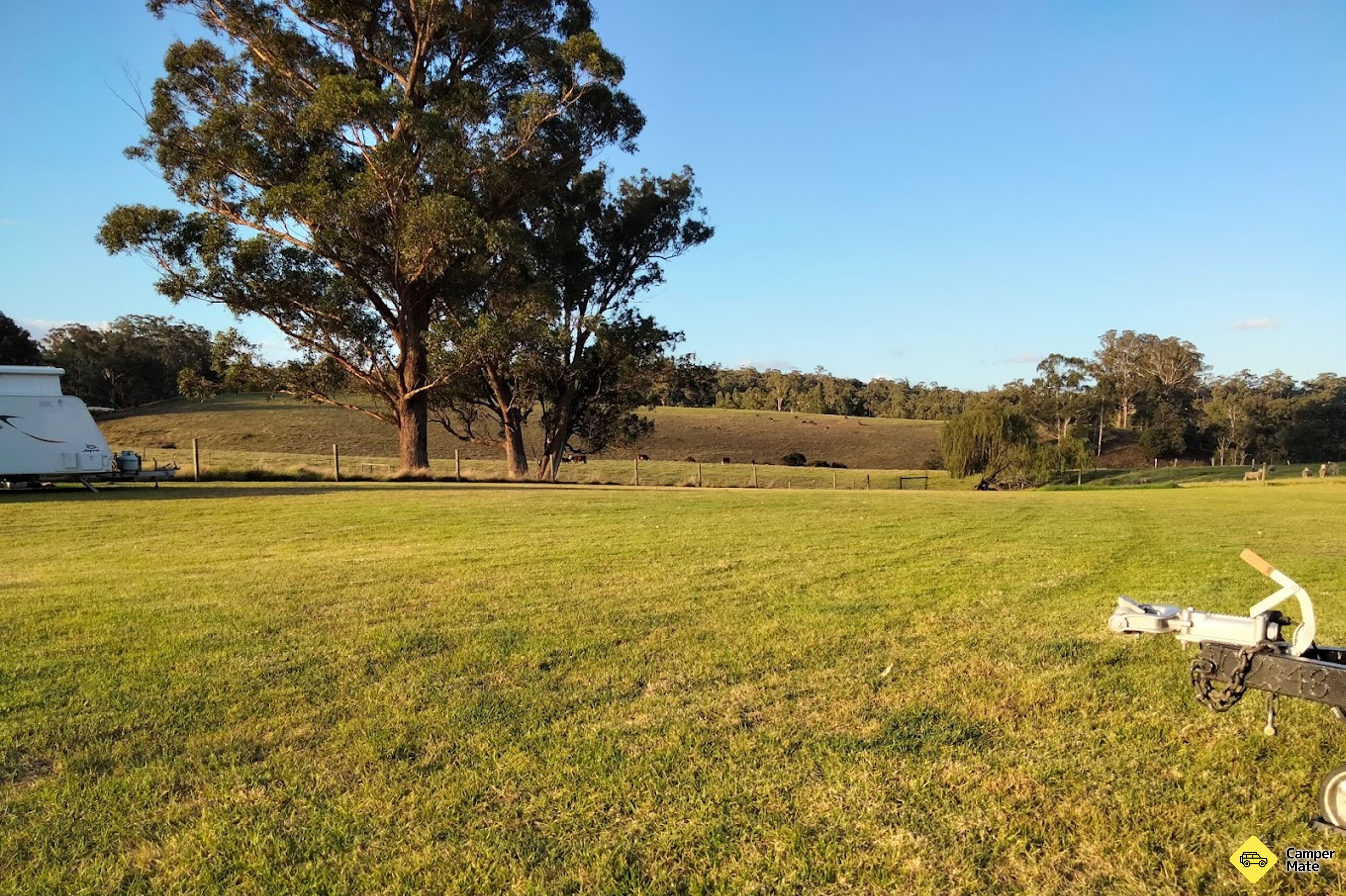 Tostaree Cottages and Farm Stay Camping